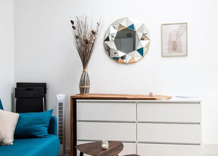 Small Functional & Quiet With Courtyard Лилль