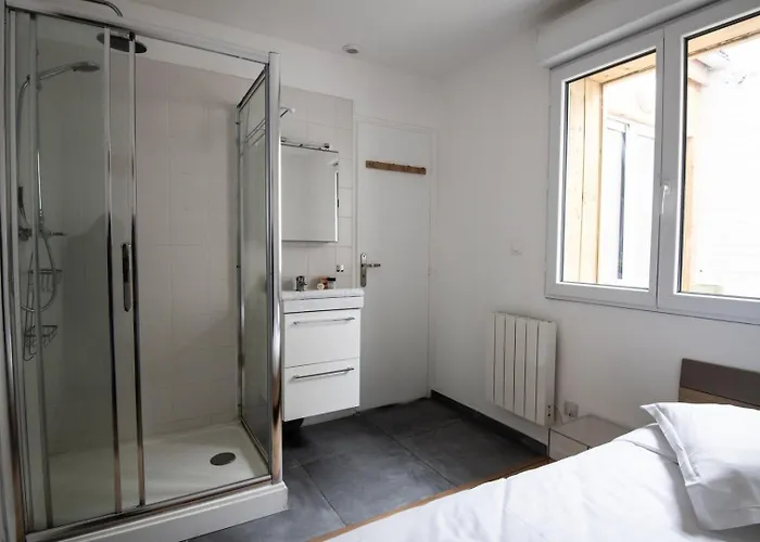 Small Functional & Quiet With Courtyard Апартаменты *