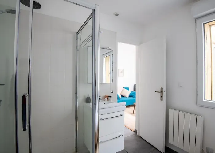 Small Functional & Quiet With Courtyard Апартаменты Лилль