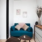 Small Functional & Quiet With Courtyard Daire